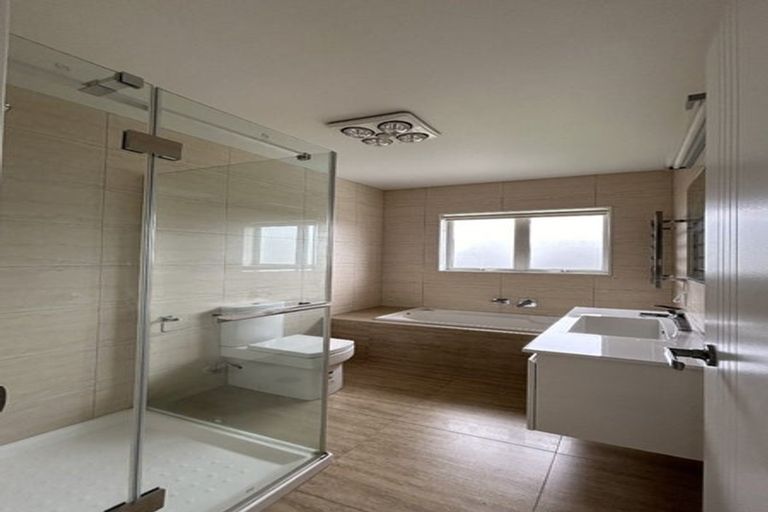 Photo of property in 67 Pickaberry Avenue, Karaka, Papakura, 2113