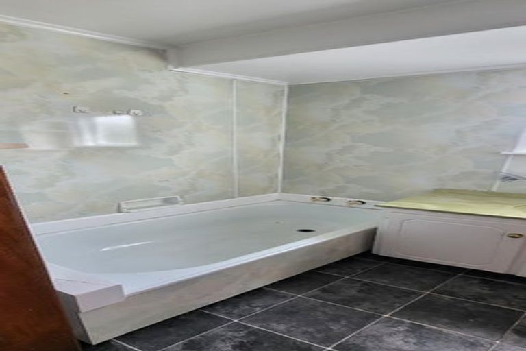 Photo of property in 52 Greenhaven Avenue, Opaheke, Papakura, 2113