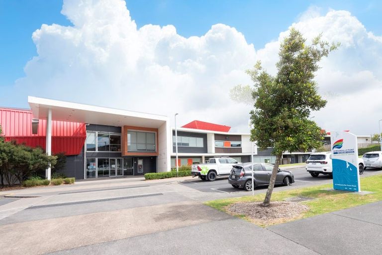Photo of property in 5 Harbourside Parade, Hobsonville, 0616