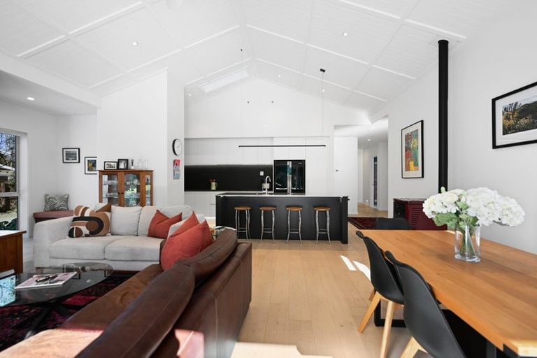 Photo of property in 8 Taylor Street, Cambridge, 3434