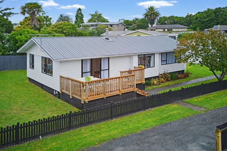 Photo of property in 13a Kaiwaka Road, Waiuku, 2123