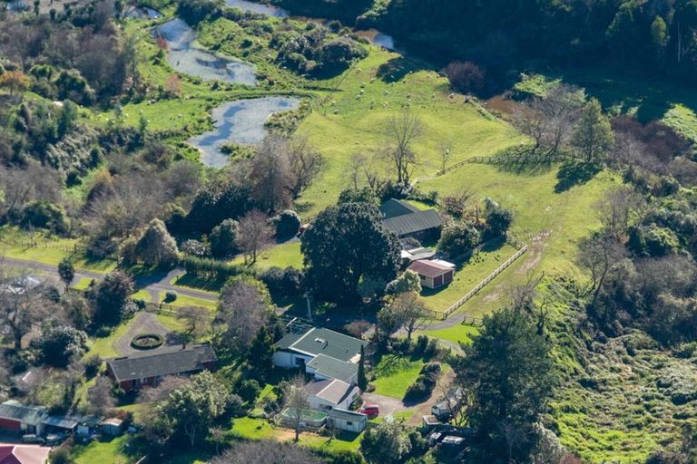 Photo of property in 529 Kane Street, Pirongia, 3802