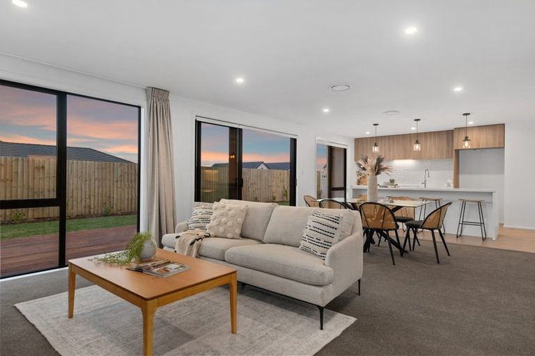 Photo of property in 112 Aviemore Drive, Marshland, Christchurch, 8083