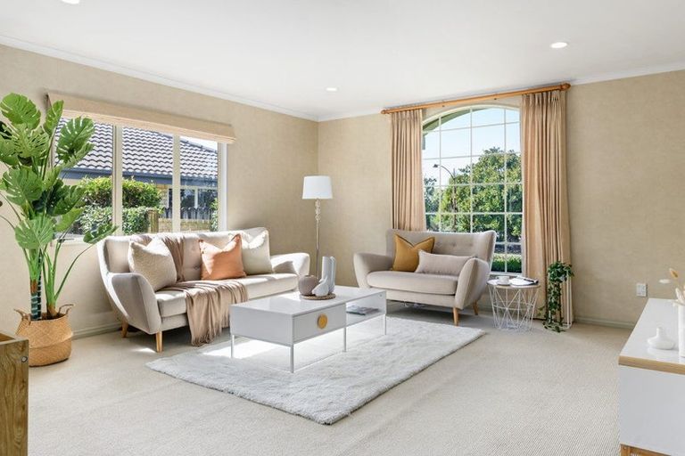 Photo of property in 31 Cairns Crescent, Rototuna, Hamilton, 3210