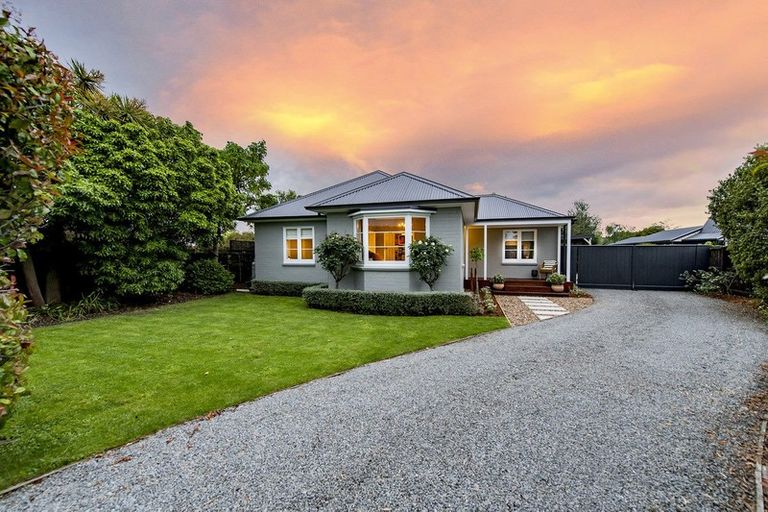Photo of property in 11 Buckleys Road, Rangiora, 7400