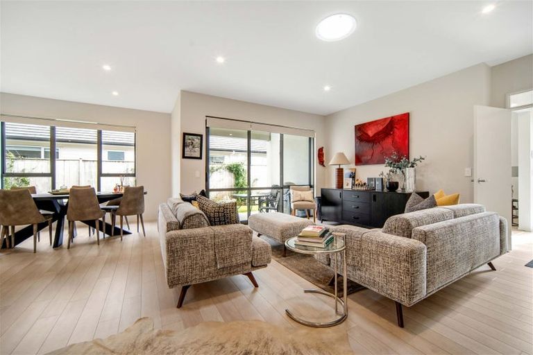 Photo of property in 33 Doidge Street, Beachlands, Auckland, 2018