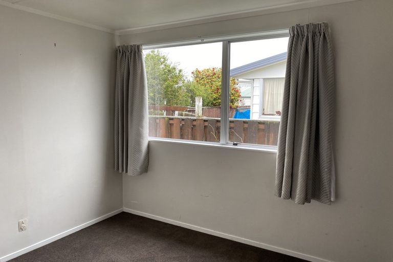 Photo of property in 9 Oak Avenue, Nawton, Hamilton, 3200