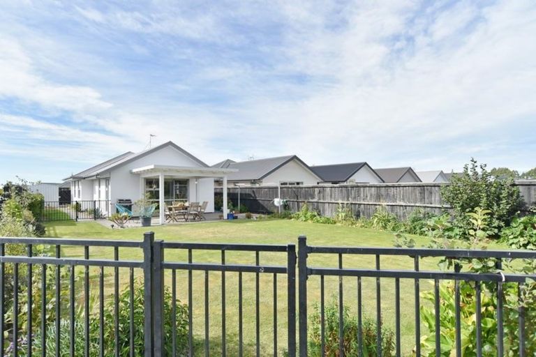 Photo of property in 32 Helmore Street, Rangiora, 7400