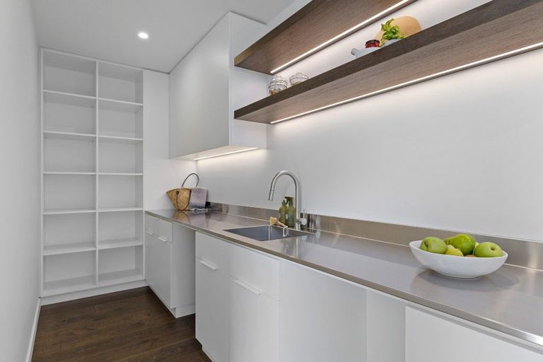 Photo of property in 14 Ross Road, Tariki, Stratford, 4390