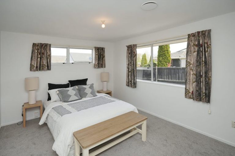 Photo of property in 20 Chadlington Street, Parklands, Christchurch, 8083