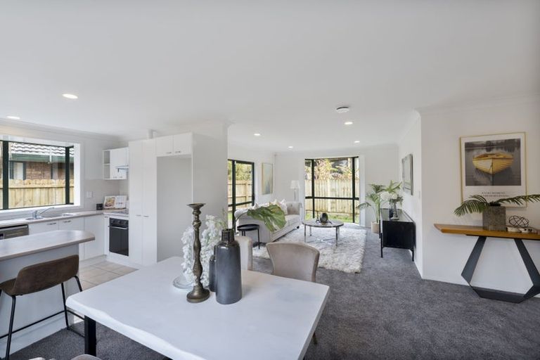 Photo of property in 22a Martin Jugum Lane, Ranui, Auckland, 0612