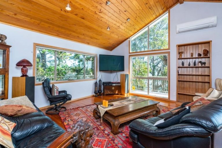 Photo of property in 467 Heatley Road, Whakapirau, Maungaturoto, 0583
