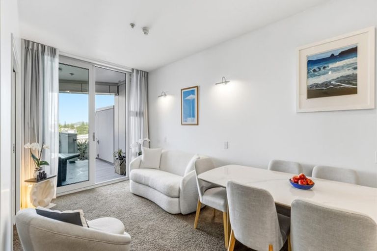 Photo of property in 415/11 Tamariki Avenue, Kelston, Auckland, 0602