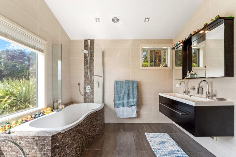 Photo of property in 89 Ridge Road, Mahurangi East, Warkworth, 0982