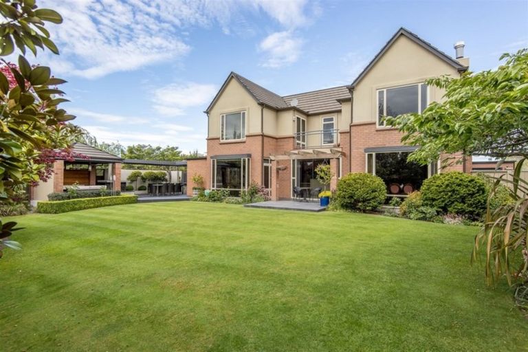 Photo of property in 113 Jeffreys Road, Strowan, Christchurch, 8052
