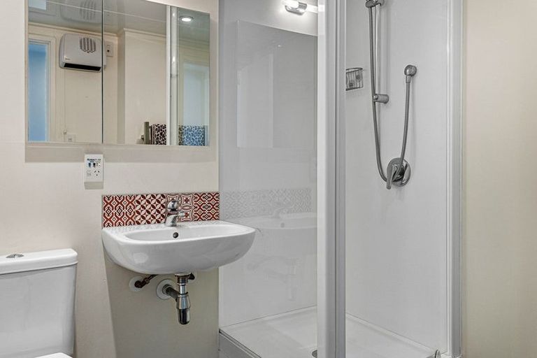 Photo of property in 2/30 Clissold Street, Merivale, Christchurch, 8014