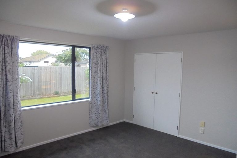 Photo of property in 104a Springs Road, Hornby, Christchurch, 8042