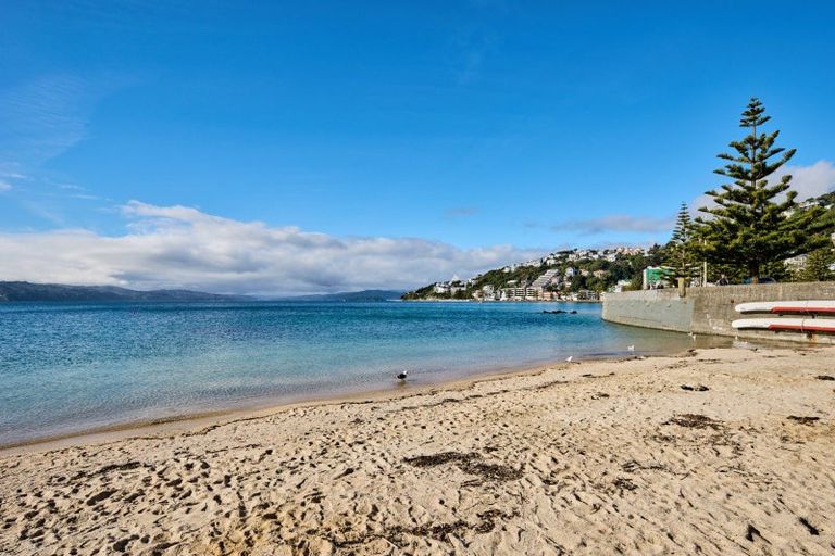 Photo of property in 6/166 Oriental Parade, Oriental Bay, Wellington, 6011