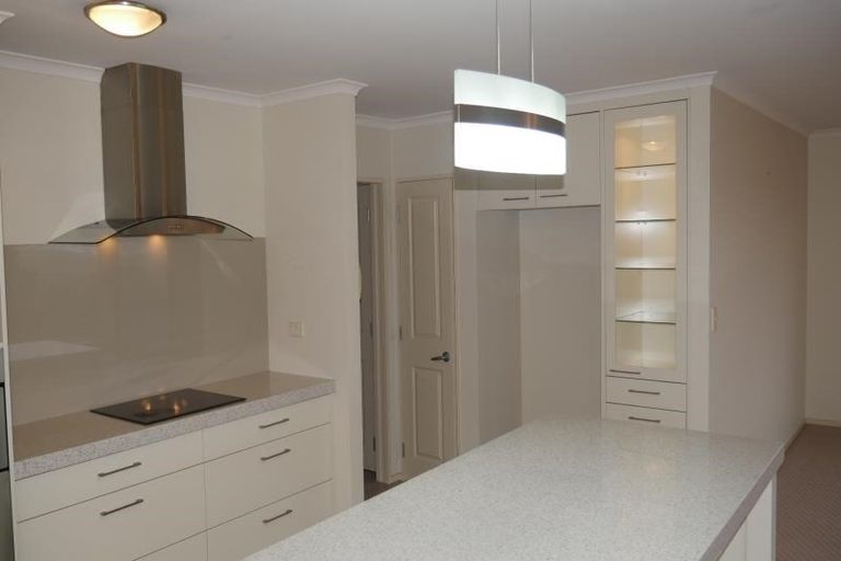 Photo of property in 24 Armstrong Farm Drive, East Tamaki Heights, Auckland, 2016