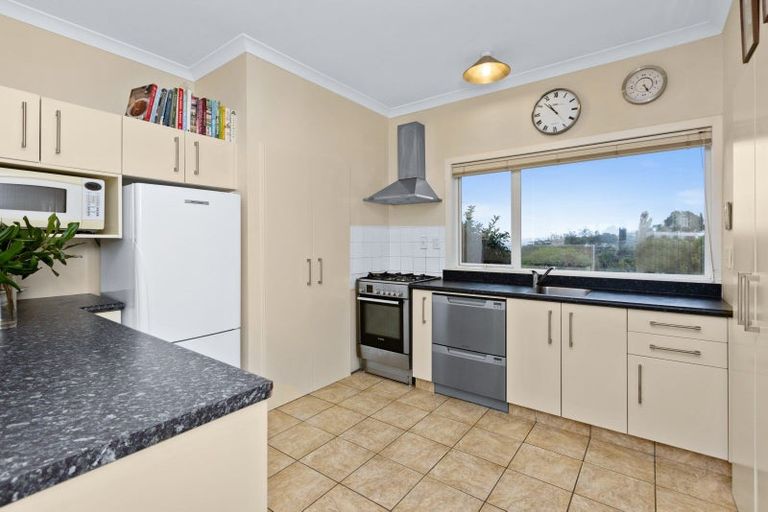 Photo of property in 19 Guys Hill Road, Hospital Hill, Napier, 4110