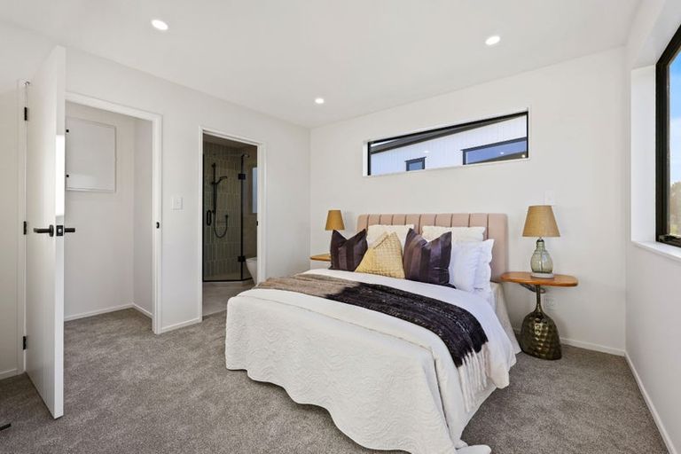 Photo of property in 13b Meadway, Sunnyhills, Auckland, 2010
