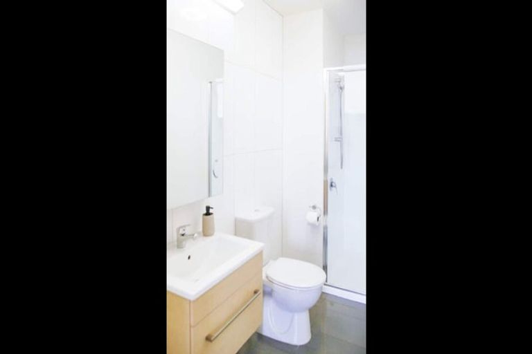 Photo of property in Twin Towers, 611/17 Putney Way, Manukau, Auckland, 2104