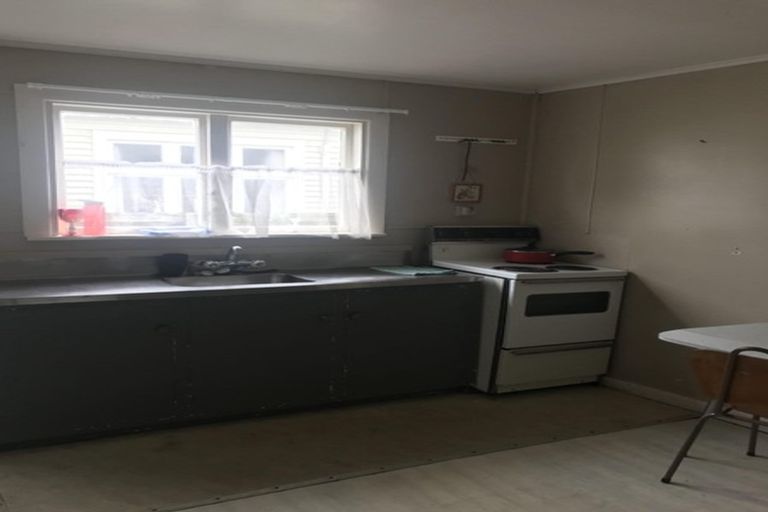 Photo of property in 2/1053 Colombo Street, St Albans, Christchurch, 8014