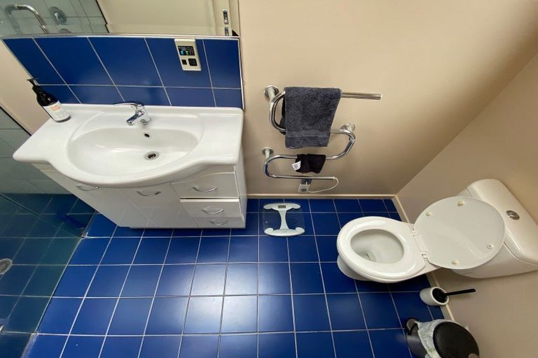 Photo of property in 15 Riverview Street, Beckenham, Christchurch, 8023