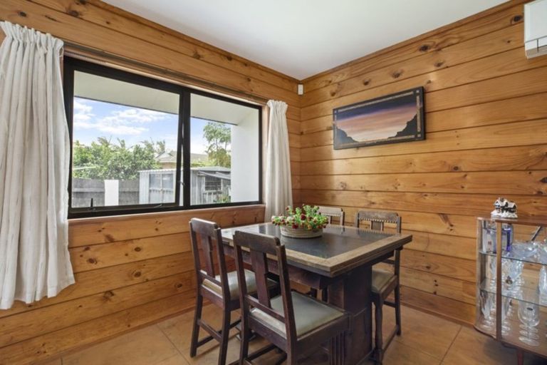 Photo of property in 150 Carnoustie Drive, Wattle Downs, Auckland, 2103