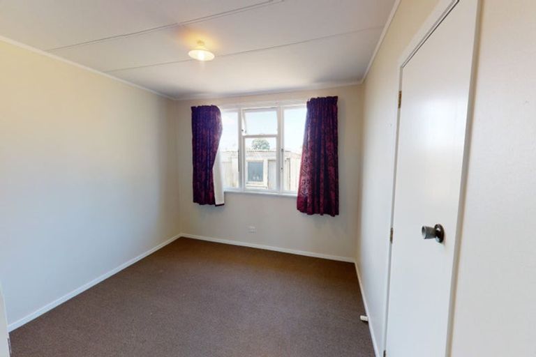 Photo of property in 60-62 Titoki Street, Castlecliff, Whanganui, 4501