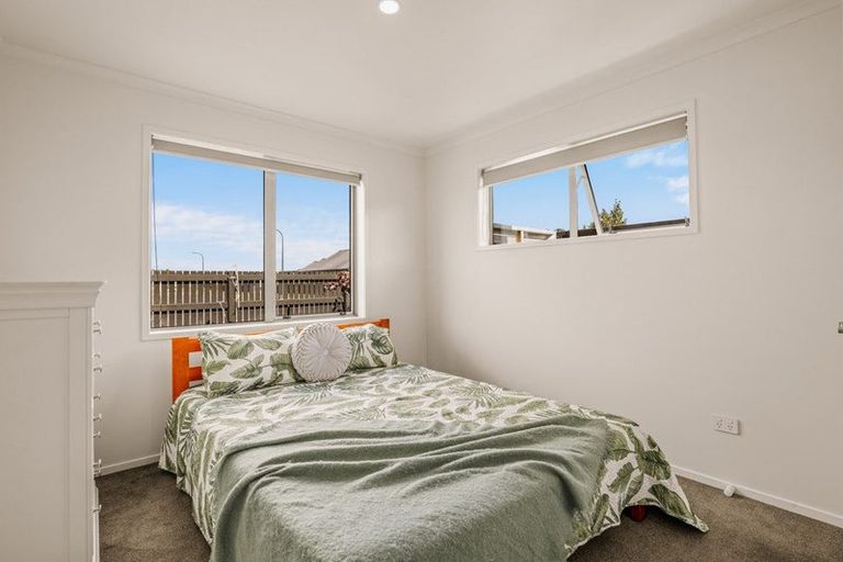 Photo of property in 143 Te Okuroa Drive, Papamoa, 3118