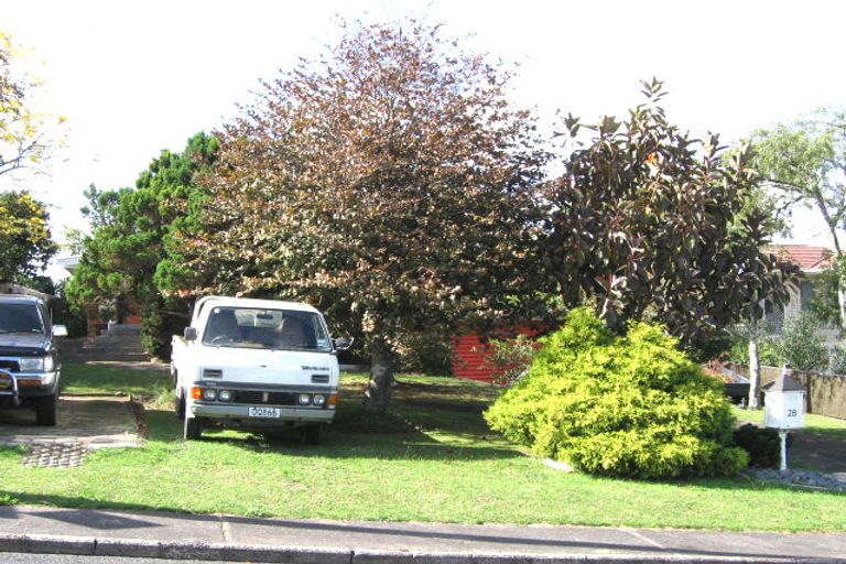 Photo of property in 28 Jaemont Avenue, Te Atatu South, Auckland, 0610