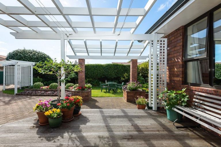 Photo of property in 64a Dallington Terrace, Dallington, Christchurch, 8061