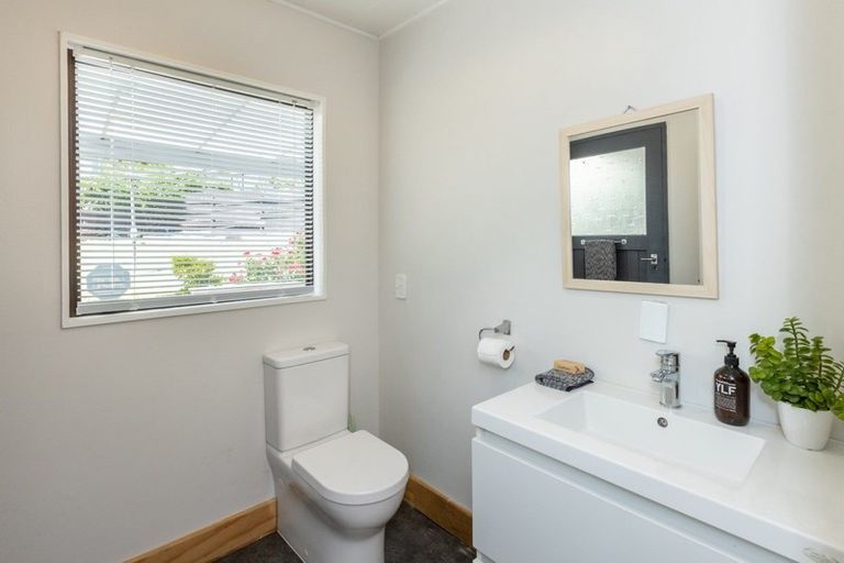 Photo of property in 20 Reeve Drive, Havelock North, 4130