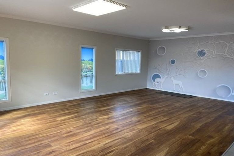 Photo of property in 27 Ruru Street, Cambridge, 3434