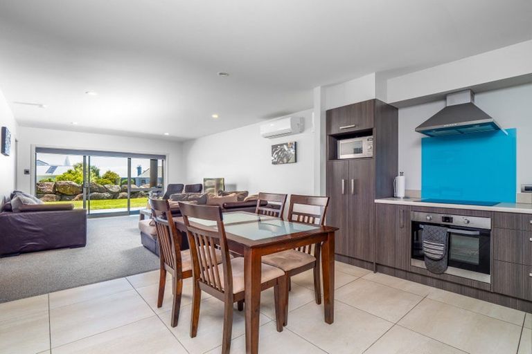 Photo of property in 14 Gould Street, Russell, 0202