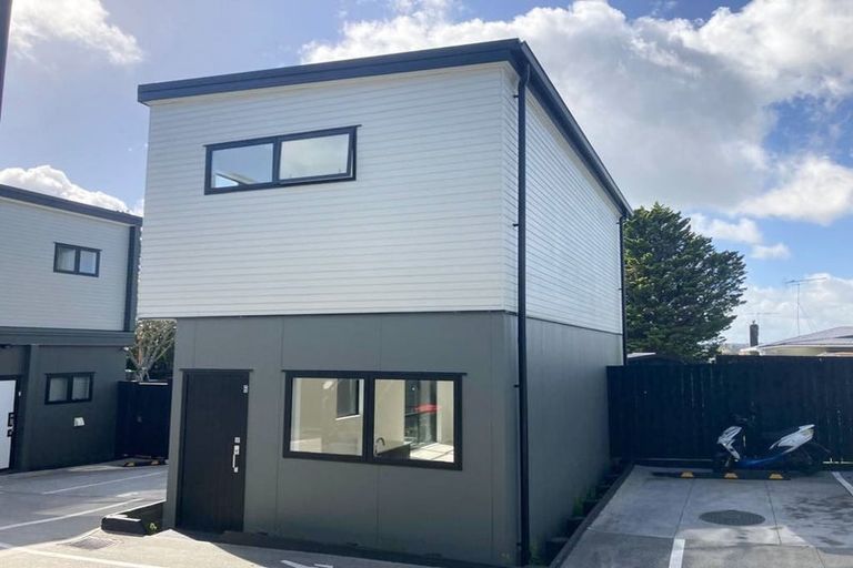 Photo of property in 6/24 Andrew Road, Howick, Auckland, 2010