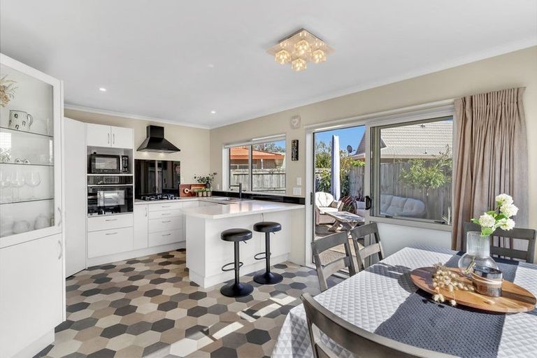 Photo of property in Holdsworth Villas, 54/2 William Donald Drive, Solway, Masterton, 5810