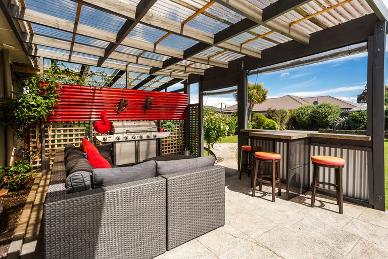 Photo of property in 17 Thames Street, Mosgiel, 9024