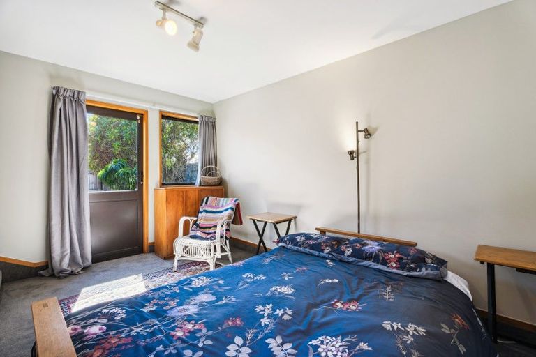 Photo of property in 7 Wynyard Crescent, Fernhill, Queenstown, 9300