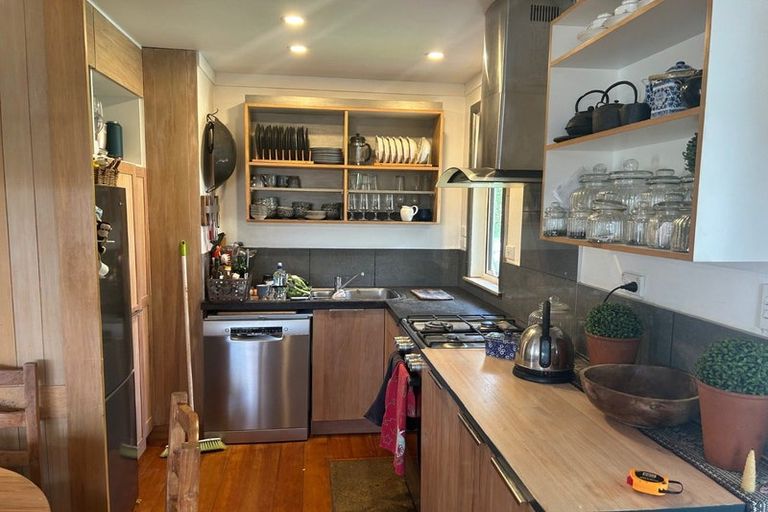 Photo of property in 40 Plassey Street, Havelock North, 4130