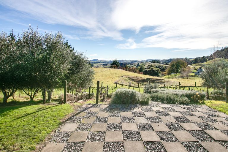 Photo of property in 824 Maraetotara Road, Maraetotara, Havelock North, 4294
