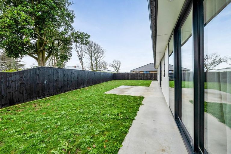 Photo of property in 74 Turuturu Road, Hawera, 4674