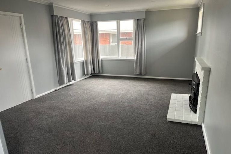 Photo of property in 38 Cutts Road, Russley, Christchurch, 8042