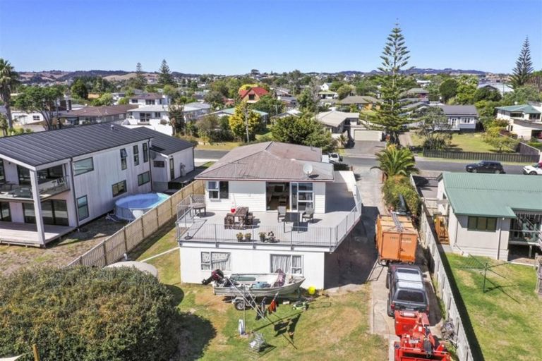Photo of property in 84 First View Avenue, Beachlands, Auckland, 2018