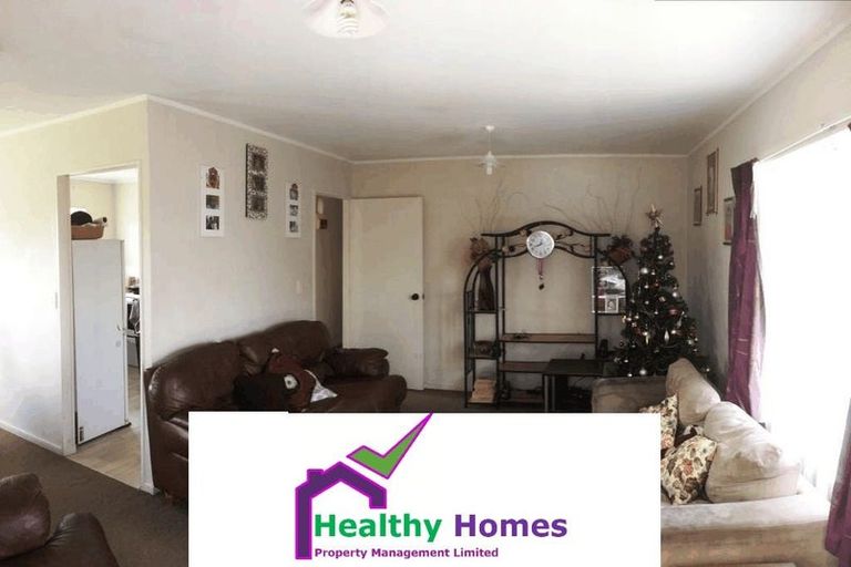 Photo of property in 1/24 Kennington Drive, Clendon Park, Auckland, 2103