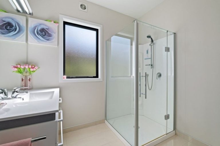 Photo of property in 2 Mount Gold Place, Wanaka, 9305