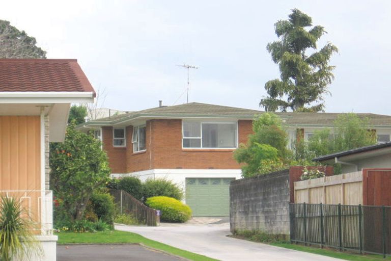 Photo of property in 14 Laing Place, Otumoetai, Tauranga, 3110