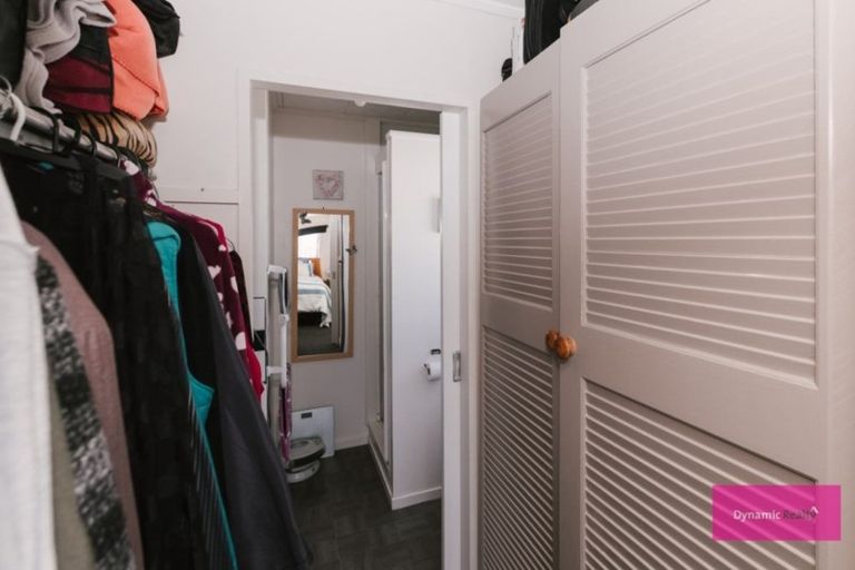 Photo of property in 7 Lydia Place, Kelvin Grove, Palmerston North, 4414