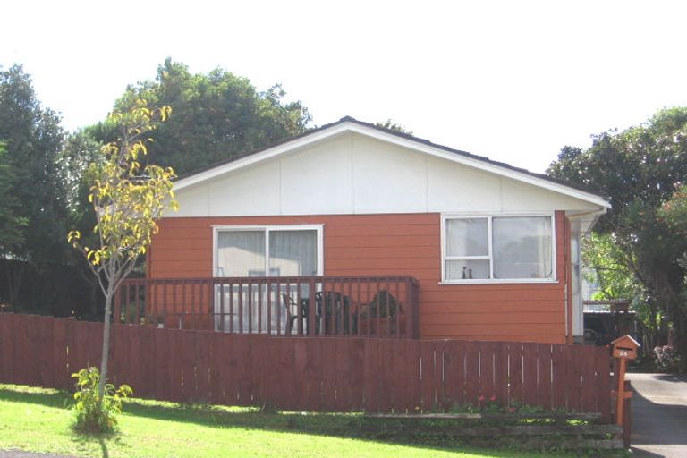 Photo of property in 24 Newham Place, Henderson, Auckland, 0612